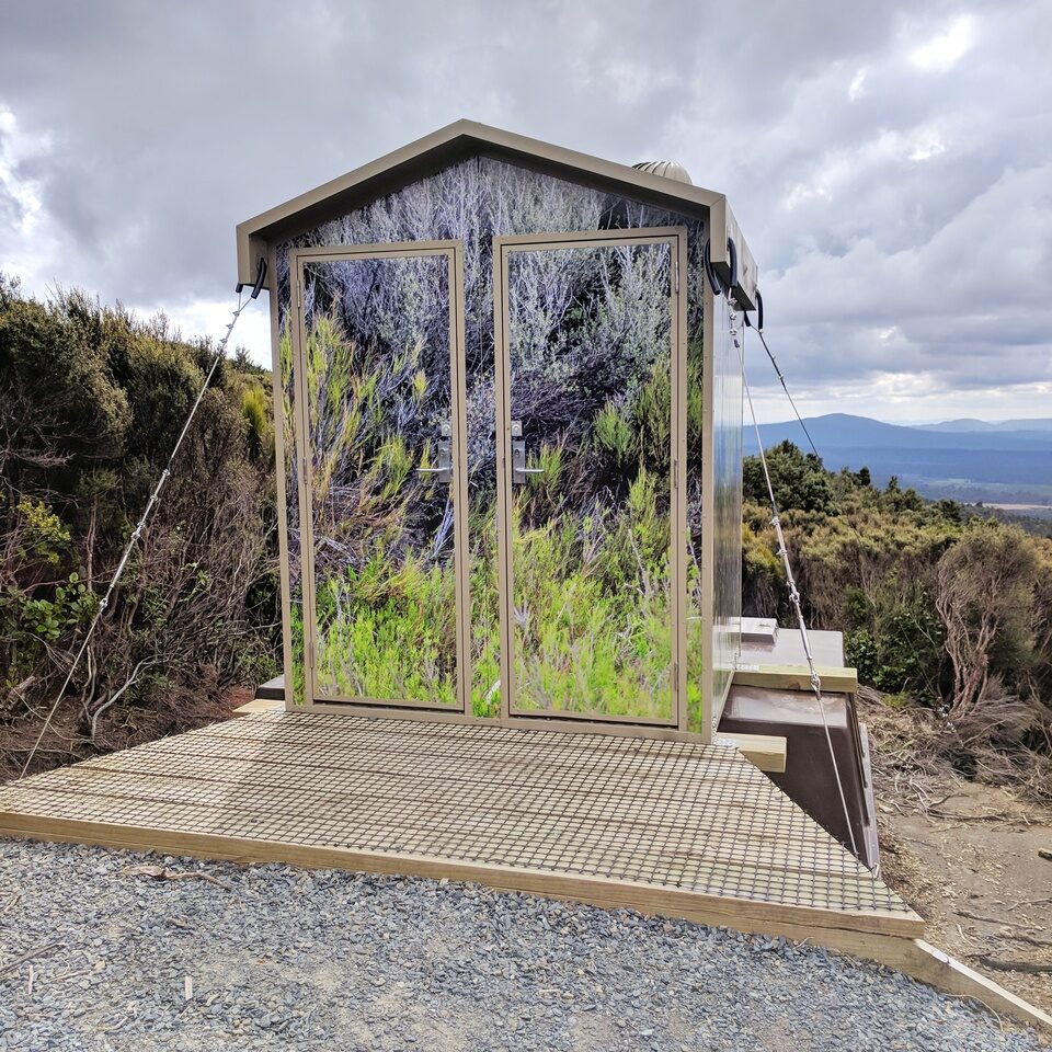 Tongariro toilet