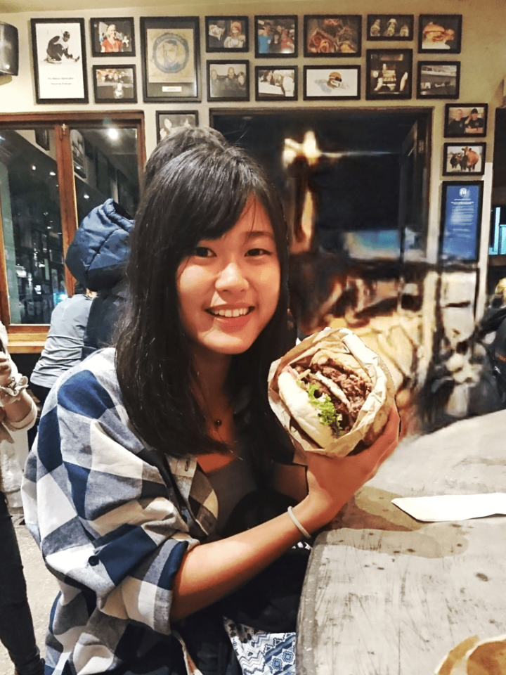 NewZealand_Queenstown_Fergburger_OneWayTicketz_03